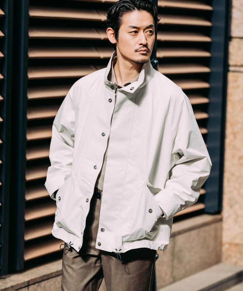 Mackintosh（マッキントッシュ）の「MACKINTOSH(マッキントッシュ) 別注  WEATHERTEC SKYE ショート（その他アウター・メンズ・ネイビー/ホワイト・40/38/36）」の3枚目の写真