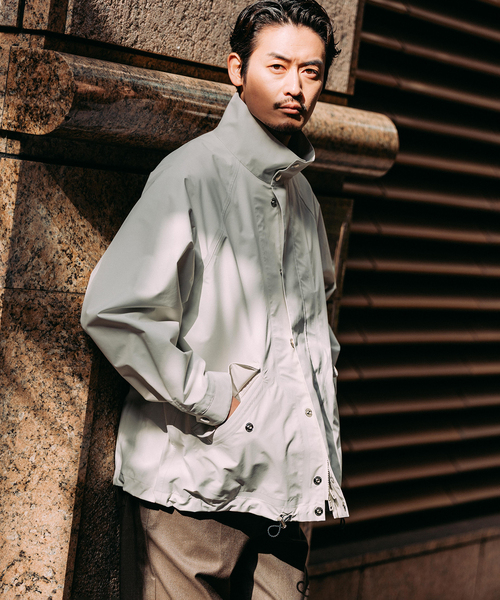 Mackintosh（マッキントッシュ）の「MACKINTOSH(マッキントッシュ) 別注  WEATHERTEC SKYE ショート（その他アウター・メンズ・ネイビー/ホワイト・40/38/36）」の4枚目の写真