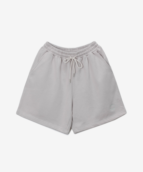 BENSIMON(ベンシモン)の「CIRCLE LOGO SWEATSHORTS - BEIGE(その他パンツ・レディース・ベージュ・FREE)」の3枚目の写真