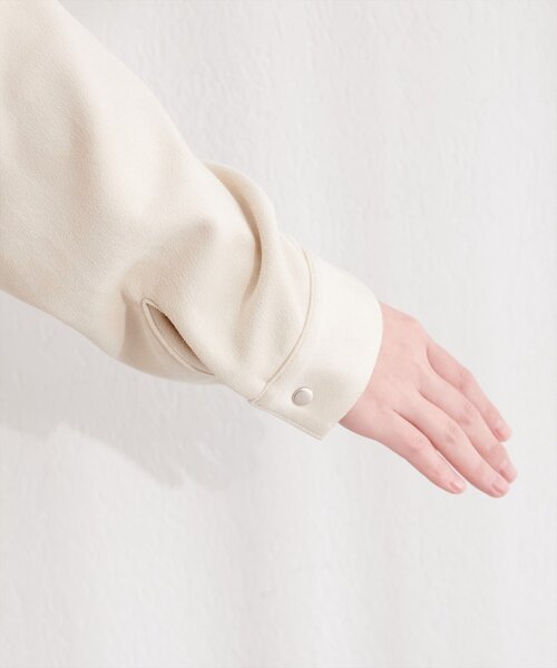 natural couture(ナチュラルクチュール)の「スエードライダースジャケット(ライダースジャケット・レディース・アイボリー/グレイッシュベージュ/チャコールグレー/ミント・FREE)」の19枚目の写真