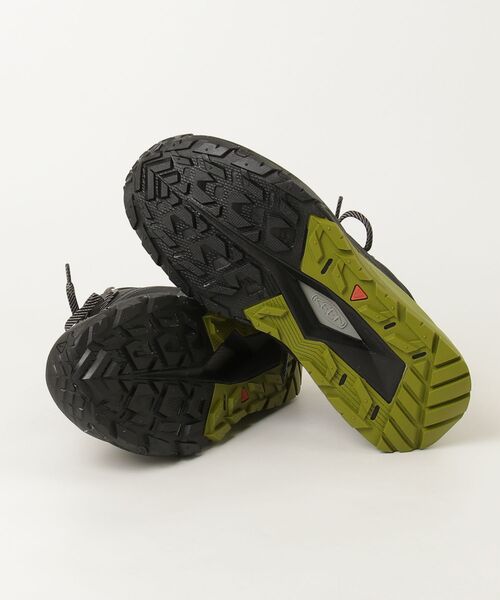 KEEN(キーン)の「TARGHEE APEX MID WP / ターギー エイペックス ミッド ウォータープルーフ / メンズ ブーツ(ブーツ・メンズ・ブラック・28.5cm/28cm/27.5cm/27cm/26.5cm/26cm/25.5cm/29cm/25cm)」の3枚目の写真