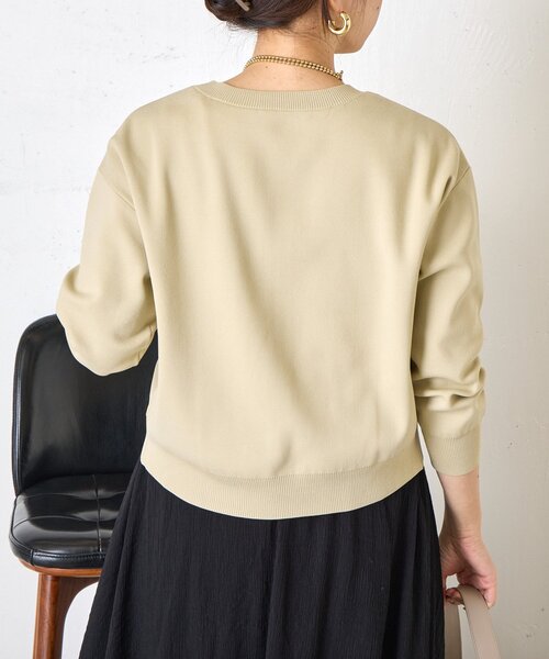 Jena espace merveilleux(ジェナ エスパスメルヴェイユ)の「【ロングシーズン使える】金ボタンクルーニットカーディガン(ニット/セーター・レディース・アイボリー/チャコールグレー/レッド・FREE)」の10枚目の写真