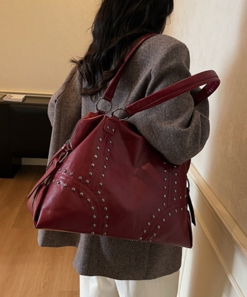 おしゃれスタ(オシャレスタ)の「大容量 ボストン型ショルダーバッグ(ショルダーバッグ・レディース・ブラック/ダークブラウン/ブラウン/レッド・FREE)」の18枚目の写真