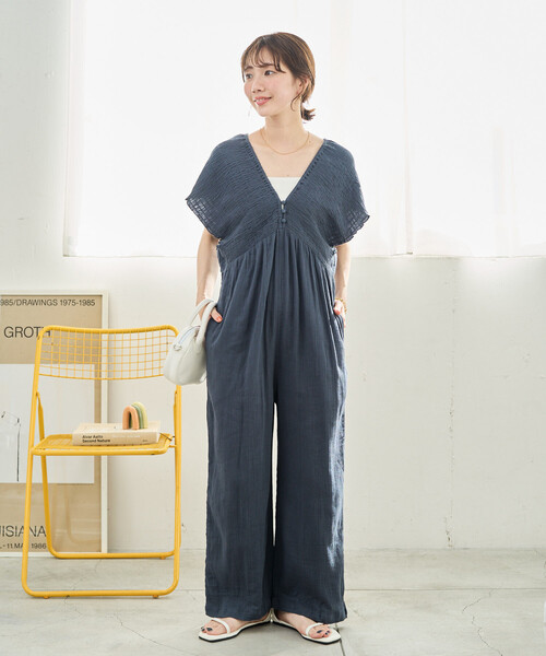 FREAK'S STORE（フリークスストア）の「限定展開　インド ダブルガーゼ シャーリング オールインワン（つなぎ/オールインワン・レディース・ブラック/ブラウン/オリーブ/ナチュラル/ブルー・SMALL/MEDIUM）」の5枚目の写真