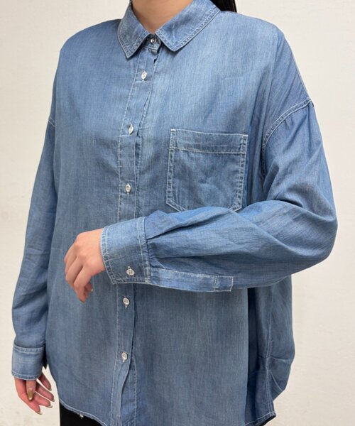 LOUNGEDRESS（ラウンジドレス）の「【@_shirabe.s_コラボ】シアーデニムタックシャツ（シャツ/ブラウス・レディース・ブルー・FREE）」の20枚目の写真