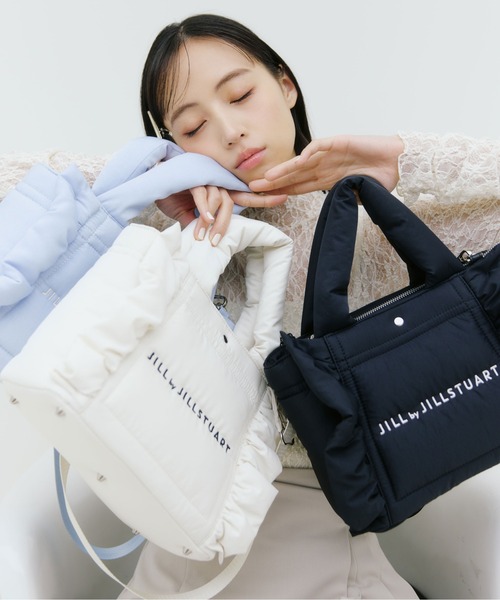 JILL by JILL STUART(ジルバイジルスチュアート)の「パフフリルトート(トートバッグ・レディース・ブラック/ブルー/ホワイト・FREE)」の4枚目の写真
