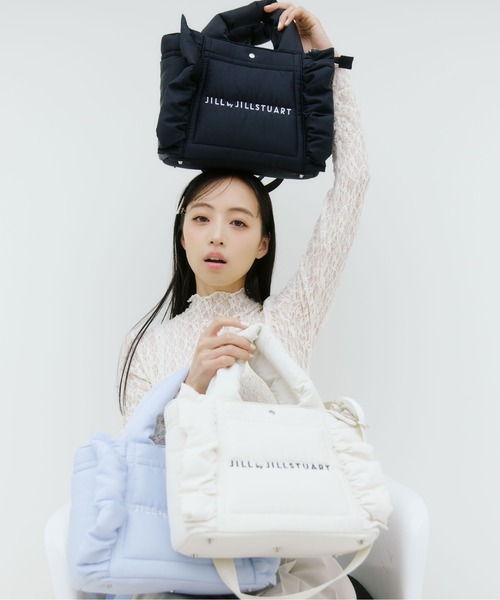 JILL by JILL STUART(ジルバイジルスチュアート)の「パフフリルトート(トートバッグ・レディース・ブラック/ブルー/ホワイト・FREE)」の6枚目の写真