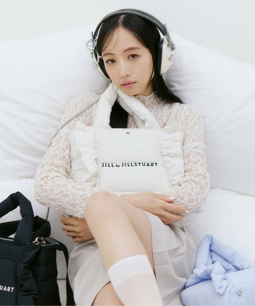 JILL by JILL STUART(ジルバイジルスチュアート)の「パフフリルトート(トートバッグ・レディース・ブラック/ブルー/ホワイト・FREE)」の8枚目の写真