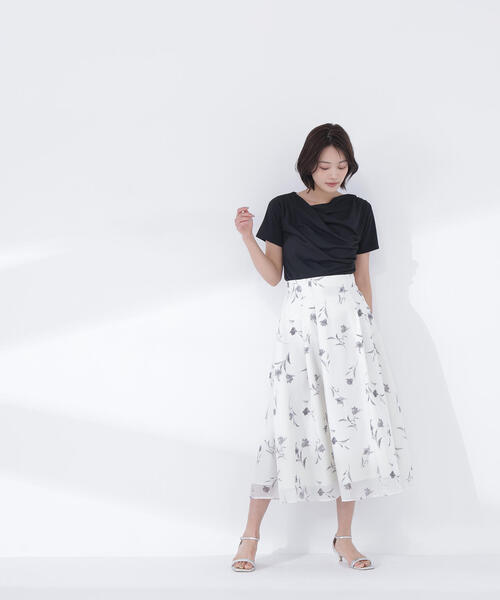 NATURAL BEAUTY BASIC(ナチュラルビューティーベーシック)の「◇コンパクトドレープカットソー(Tシャツ/カットソー・レディース・ブラック/オフホワイト/チャコールグレー・FREE)」の7枚目の写真