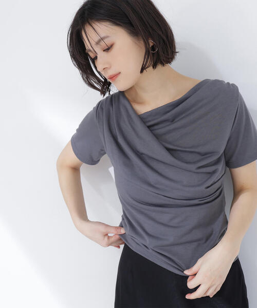 NATURAL BEAUTY BASIC(ナチュラルビューティーベーシック)の「◇コンパクトドレープカットソー(Tシャツ/カットソー・レディース・ブラック/オフホワイト/チャコールグレー・FREE)」の12枚目の写真