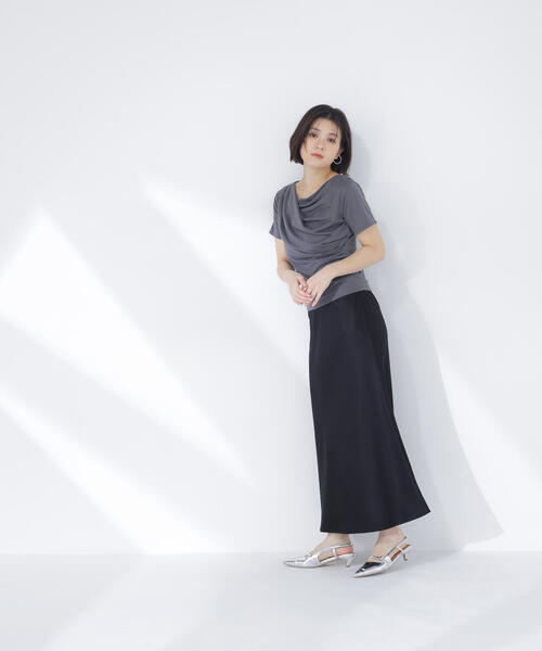 NATURAL BEAUTY BASIC(ナチュラルビューティーベーシック)の「◇コンパクトドレープカットソー(Tシャツ/カットソー・レディース・ブラック/オフホワイト/チャコールグレー・FREE)」の17枚目の写真