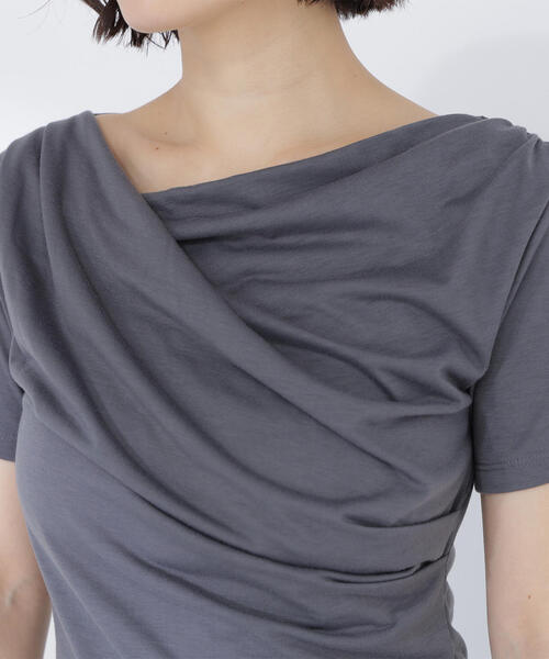 NATURAL BEAUTY BASIC(ナチュラルビューティーベーシック)の「◇コンパクトドレープカットソー(Tシャツ/カットソー・レディース・ブラック/オフホワイト/チャコールグレー・FREE)」の20枚目の写真