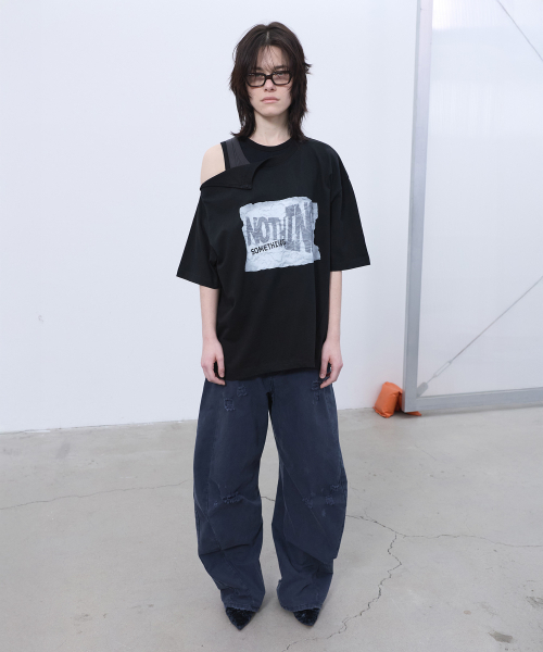 LCDC TM(エルシーディーシーティーエム)の「OPENED OVERSIZED T-SHIRT (BLACK)(Tシャツ/カットソー・レディース・その他・OS)」の1枚目の写真