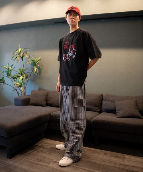 bashful base Oriental(バッシュフルベースオリエンタル)の「【bbO】バッシュフルくんCHILLING T(Tシャツ/カットソー・メンズ・ブラウン/ホワイト/ブラック・LARGE/MEDIUM/SMALL)」の7枚目の写真