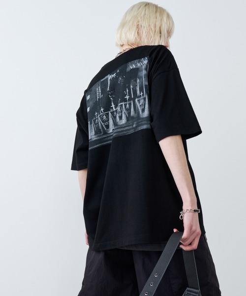 AIVER（アイバー）の「AIVER　S GRAVE S/S TEE (MONO)（Tシャツ/カットソー・メンズ・ブラック/チャコールグレー・SMALL/MEDIUM/LARGE）」の9枚目の写真