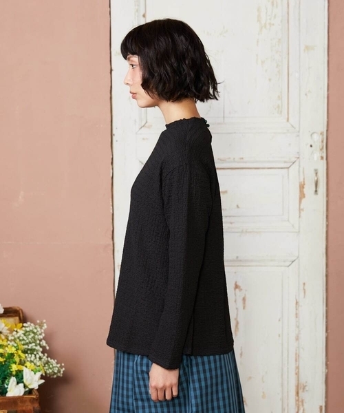 Jocomomola(ホコモモラ)の「Techos シャーリングカットソー(Tシャツ/カットソー・レディース・ブラック/ピンク・40)」の5枚目の写真
