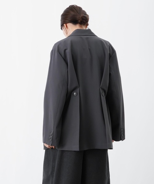 LUCA/LADY LUCK LUCA（ルカ/レディラックルカ）の「LC/LLL バックタックテーラージャケット（テーラードジャケット・レディース・チャコールグレー/グレイッシュベージュ・FREE）」の7枚目の写真