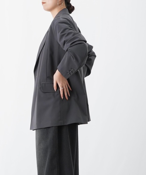 LUCA/LADY LUCK LUCA（ルカ/レディラックルカ）の「LC/LLL バックタックテーラージャケット（テーラードジャケット・レディース・チャコールグレー/グレイッシュベージュ・FREE）」の5枚目の写真