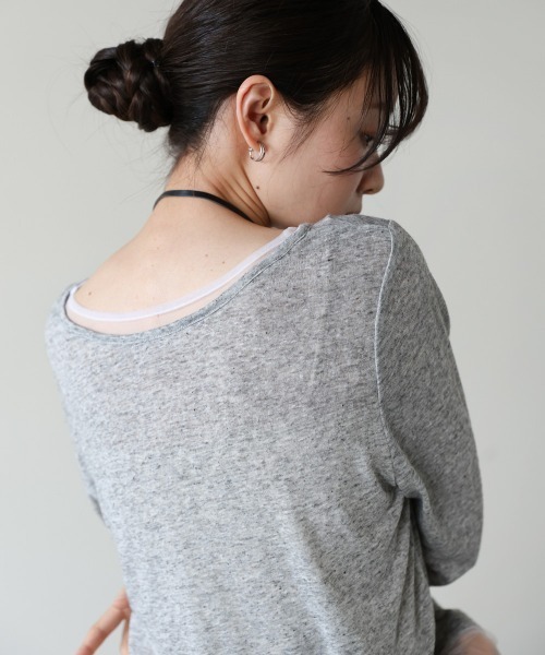 Bab(バブ)の「【1枚でもインナー使いにもおすすめ】チュールレイヤード風カットソー(Tシャツ/カットソー・レディース・ベージュ/オフホワイト/グレー・M)」の13枚目の写真