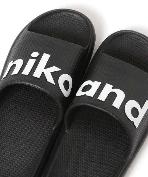 niko and...（ニコアンド）の「ニコロゴシャワーサンダル（サンダル・レディース・アイボリー/ブラック/スカイブルー/ピンク/オフホワイト・LARGE/MEDIUM）」の19枚目の写真