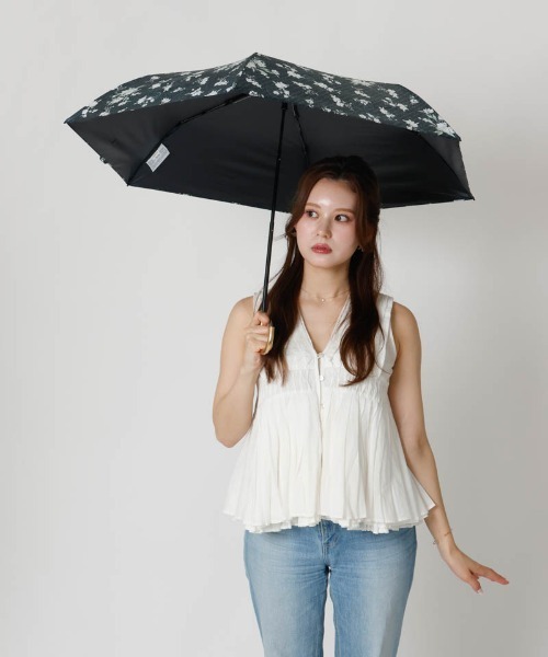 dazzlin（ダズリン）の「【dazzlin(ダズリン)】フラワープリント晴雨兼用傘（折りたたみ傘）（折りたたみ傘・レディース・ブラック/ピンク/ホワイト・FREE）」の12枚目の写真