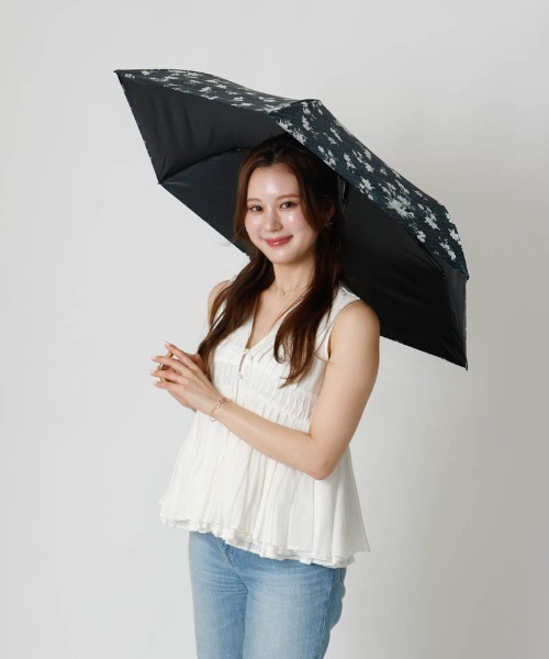 dazzlin（ダズリン）の「【dazzlin(ダズリン)】フラワープリント晴雨兼用傘（折りたたみ傘）（折りたたみ傘・レディース・ブラック/ピンク/ホワイト・FREE）」の13枚目の写真