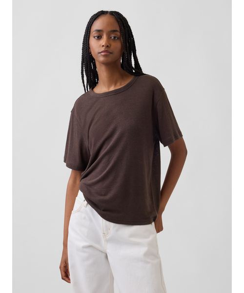 GAP(ギャップ)の「リネンブレンド リラックスフィット Tシャツ(Tシャツ/カットソー・レディース・ホワイト/ブラック/ブルー/ブラウン・XS/S/M/L/XL/XXS)」の3枚目の写真