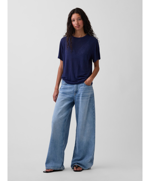 GAP(ギャップ)の「リネンブレンド リラックスフィット Tシャツ(Tシャツ/カットソー・レディース・ホワイト/ブラック/ブルー/ブラウン・XS/S/M/L/XL/XXS)」の6枚目の写真