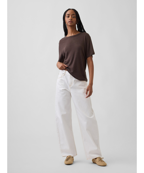 GAP(ギャップ)の「リネンブレンド リラックスフィット Tシャツ(Tシャツ/カットソー・レディース・ホワイト/ブラック/ブルー/ブラウン・XS/S/M/L/XL/XXS)」の7枚目の写真