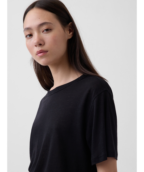 GAP(ギャップ)の「リネンブレンド リラックスフィット Tシャツ(Tシャツ/カットソー・レディース・ホワイト/ブラック/ブルー/ブラウン・XS/S/M/L/XL/XXS)」の14枚目の写真