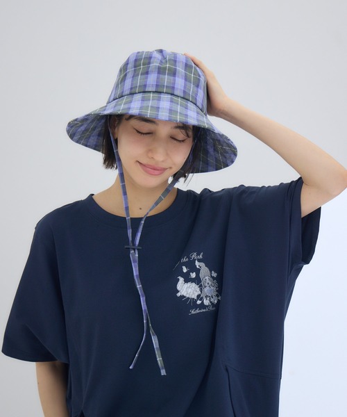 KATHARINE ROSS(キャサリンロス)の「【KATHARINE ROSS】【JUNK PRODUCTIONS】【UV/COOL/撥水/ウォッシャブル】チェック柄 ストラップ付バケットハット(ハット・レディース・ブルー/オレンジ・MEDIUM)」の15枚目の写真