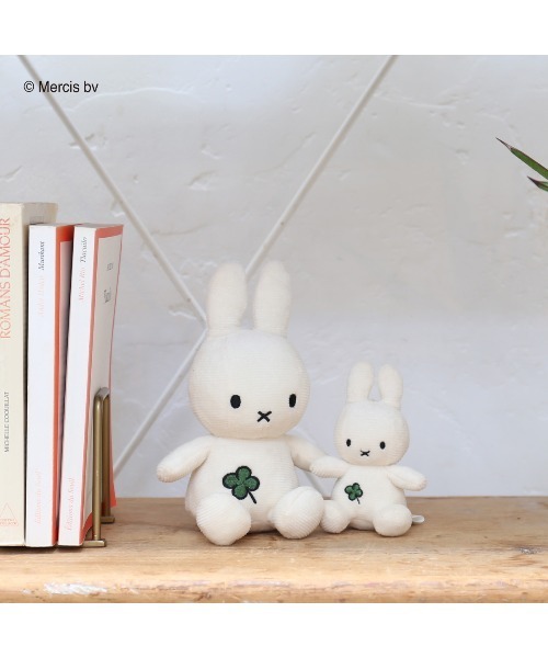 Dick Bruna(ディックブルーナ)の「BON TON TOYS miffy 18cm Four Leaf Clover ぬいぐるみ(おもちゃ・レディース・オフホワイト・FREE)」の7枚目の写真