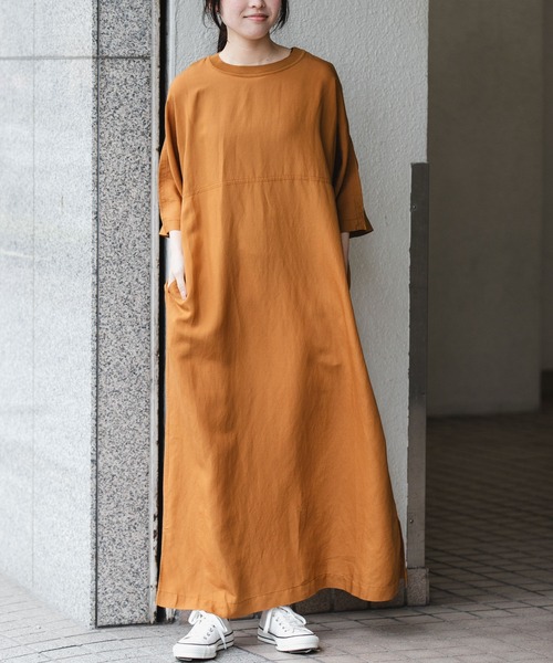 FORK&SPOON（フォークアンドスプーン）の「FORK&SPOON　リネン混プルオーバーワンピース（ワンピース・レディース・ブラック/ブルー系その他/レッド/キャメル・1/2）」の4枚目の写真