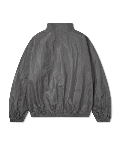 GRAYBLVD（グレイブラバット）の「メロウグロッシーウィンドブレーカージャケット (グレー)（ナイロンジャケット・レディース・その他・MEDIUM/LARGE）」の4枚目の写真