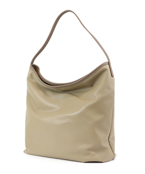 Un coeur(アンクール)の「【Un coeur/アンクール】DRAPE ONE SHOULDER / ドレープワンショルダー kareem / K906015(ショルダーバッグ・メンズ・ブラウン系その他/ブラック/グレイッシュベージュ・FREE)」の4枚目の写真