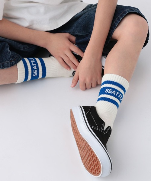 BAYFLOW（ベイフロー）の「[コーディネートのポイントに♪]ラインロゴソックス(KIDS)（ソックス/靴下・キッズ・ブラック/ブルー/レッド・L/M）」の18枚目の写真
