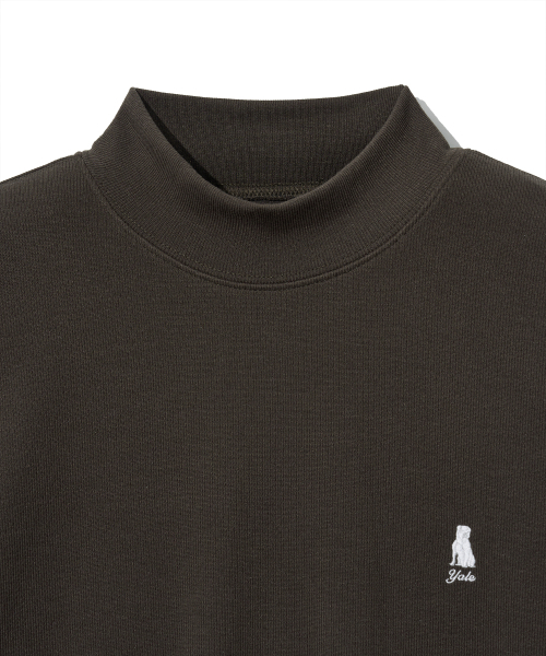 YALE(イェール)の「コンフォータブルモックネック長袖Tシャツブラウン(Tシャツ/カットソー・レディース・その他・MEDIUM/SMALL/X-LARGE/X-SMALL/XX-LARGE/LARGE)」の6枚目の写真