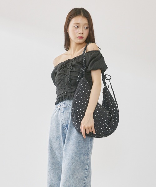 P.V.T(ピーブイティー)の「ギャザーハンドルドットバッグ(ハンドバッグ・レディース・Black/White/Red・F)」の8枚目の写真