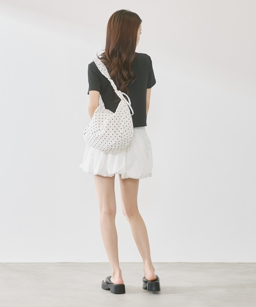 P.V.T(ピーブイティー)の「ギャザーハンドルドットバッグ(ハンドバッグ・レディース・Black/White/Red・F)」の15枚目の写真