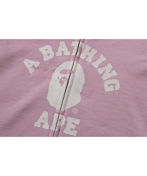 A BATHING APE(アベイシングエイプ)の「COLLEGE ZIP HOODIE(パーカー・レディース・ピンク/アイボリー・MEDIUM/SMALL)」の8枚目の写真