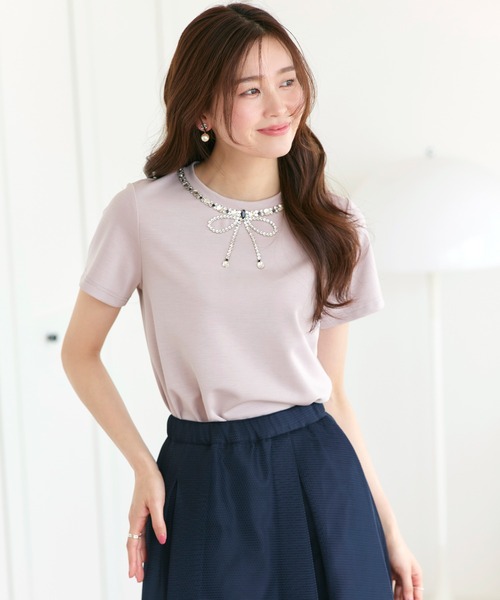 RUIRUE BOUTIQUE(ルイルエブティック)の「洗える ストレッチ | ドレスTシャツ ( ビジュー リボン ) | トップス・Tシャツ・カットソー・半袖Tシャツ・きれいめTシャツ・白Tシャツ(Tシャツ/カットソー・レディース・ブラック/ホワイト/ピンク・L/M)」の11枚目の写真