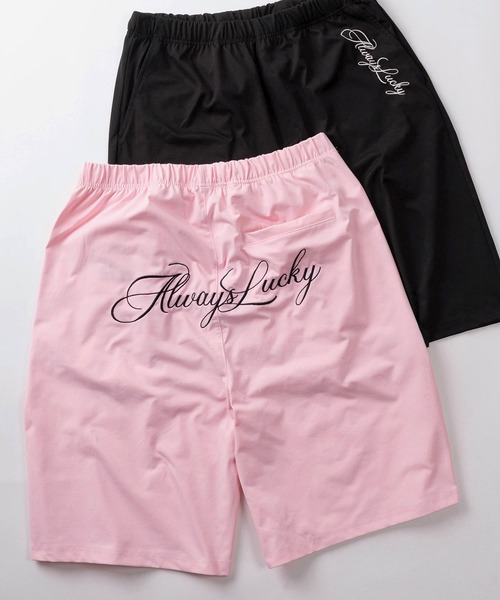 SlashDate(スラッシュデイト)の「【82】総柄ワッペンロゴ クラウンワッペン カーシブロゴ ショートパンツ/ハーフパンツ/ユニセックス/レディース/メンズ【セットアップ可能】(その他パンツ・メンズ・ホワイト系1/ホワイト系2/ブラック系2/ピンク系1/ピンク系2/ブラック系1/ホワイト系3/ブラック系3/ピンク系3・M/L)」の1枚目の写真