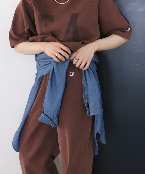 Champion(チャンピオン)の「《追加》別注【Champion/チャンピオン】16s/1 Jersey PT Bleach Wash:パンツ(スウェットパンツ・レディース・ブラック系その他/ライトグレー/ブラウン・FREE)」の4枚目の写真