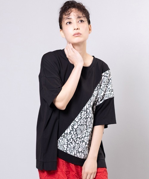 OSMOSIS(オズモーシス)の「レース切替Tシャツ(Tシャツ/カットソー・レディース・ネイビー/ホワイト/ブラック・ONE SIZE)」の3枚目の写真