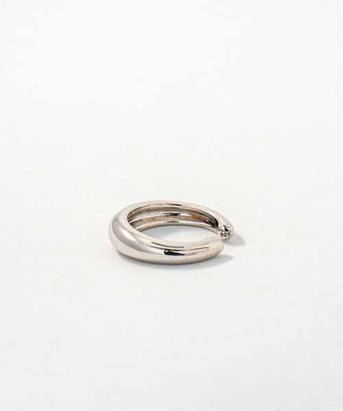 TOM WOOD(トムウッド)の「【TOMWOOD】Ear Cuff Slim シルバー イヤーカフ ユニセックス(イヤーカフ・レディース・シルバー・S/M)」の3枚目の写真