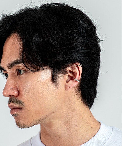 TOM WOOD(トムウッド)の「【TOMWOOD】Ear Cuff Slim シルバー イヤーカフ ユニセックス(イヤーカフ・レディース・シルバー・S/M)」の8枚目の写真