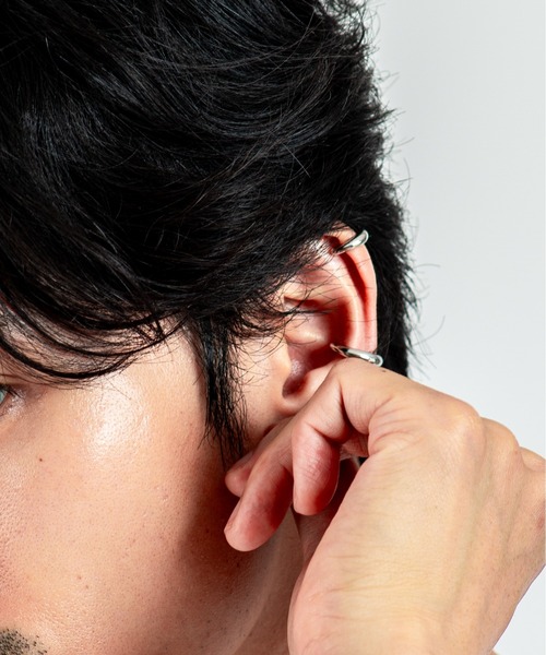 TOM WOOD(トムウッド)の「【TOMWOOD】Ear Cuff Slim シルバー イヤーカフ ユニセックス(イヤーカフ・レディース・シルバー・S/M)」の10枚目の写真