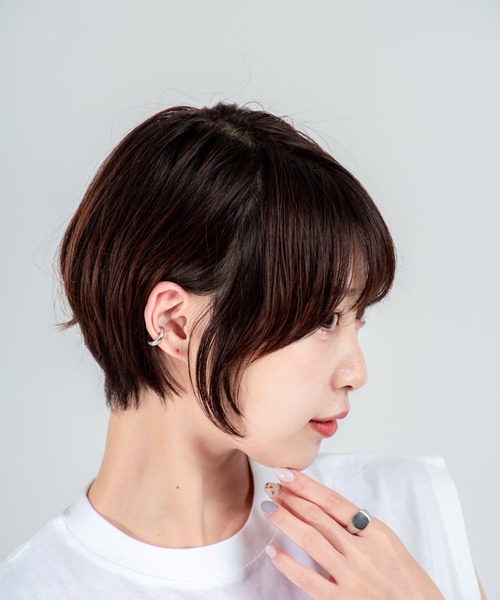 TOM WOOD(トムウッド)の「【TOMWOOD】Ear Cuff Slim シルバー イヤーカフ ユニセックス(イヤーカフ・レディース・シルバー・S/M)」の6枚目の写真