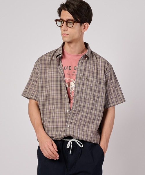 Eddie Bauer(エディーバウアー)の「ボイジャー フレックス シャツ(シャツ/ブラウス・メンズ・ライトグレー系/ブラウン系/ベージュ系/ブルー系/パープル系/ピンク系・S/M/L/XL/XXL)」の2枚目の写真