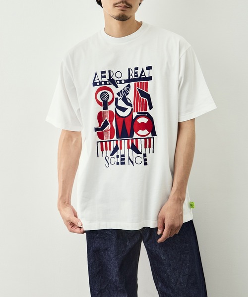 LOOSE JOINTS(ルーズジョインツ)の「【LOOSE JOINTS/ルーズジョインツ】MASATO MAEKAWA - AFRO BEAT SCIENCE S/S TEE(Tシャツ/カットソー・メンズ・ブラック/ホワイト・XL/L)」の2枚目の写真